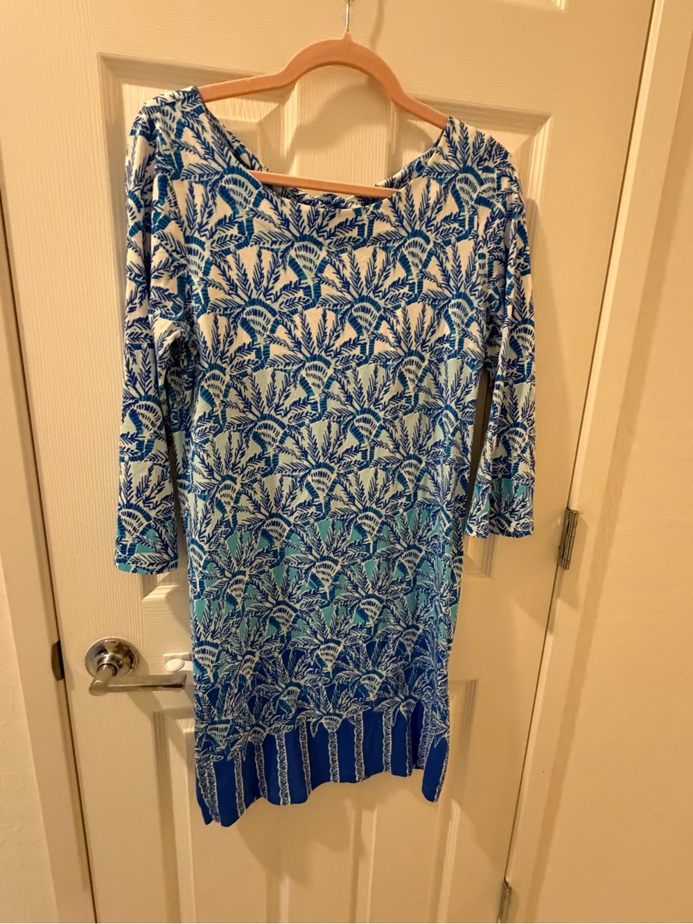 Lilly Pulitzer Blue & White Long Sleeve Printed Shift Dress
